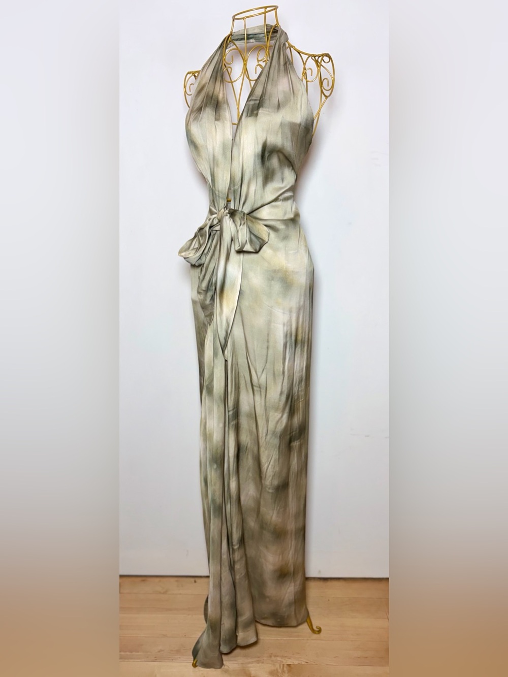 Zara Limited Edition Multiway Tie-Dye Halter
Maxi Dress, Size Large - Picture 6 of 16